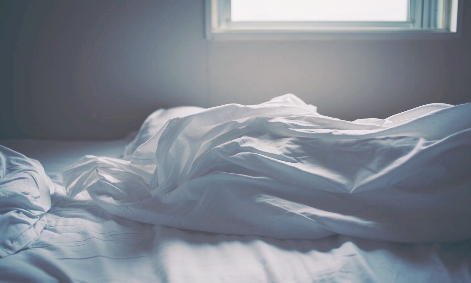 cropped-Bed-SoftBlue-1.jpg